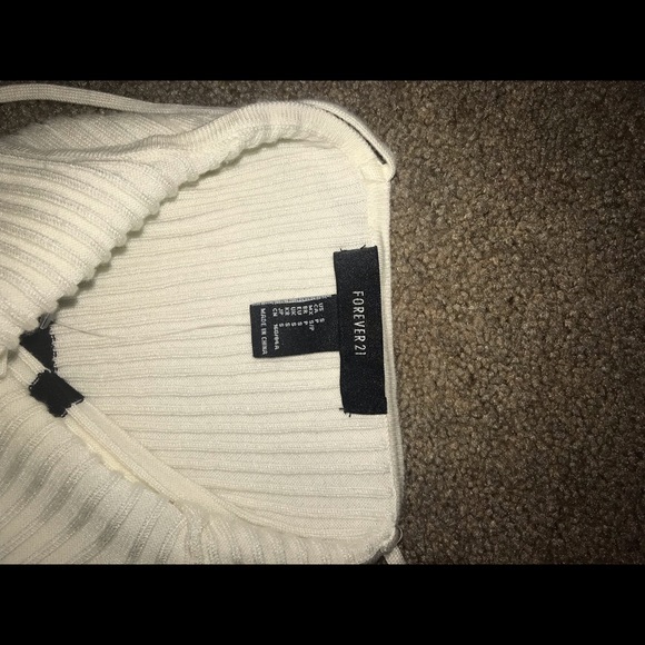 NWOT Forever 21 White and Black Tank Top - Picture 3 of 3